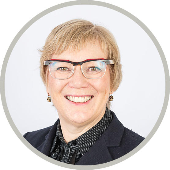 Dr. Senger, Donna